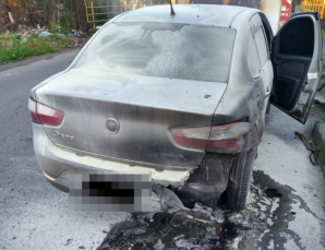 Notícia - Criciúma: motorista controla incêndio em carro no bairro Boa Vista