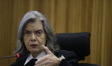 Notícia - Cármen Lúcia rejeita habeas corpus pedido por Sara Winter