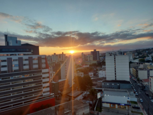 Notícia - Fim de semana com sol entre nuvens e temperaturas amenas na região