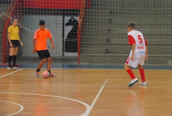 Notícia - Colegião e Michel garantem vagas para segunda fase do futsal masculino