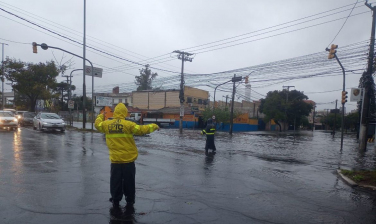 Notícia - Número de mortos após ciclone no RS sobe para 15