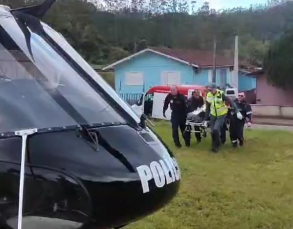 Notícia - Adolescente tem perna amputada após acidente de trabalho