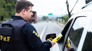 Notícia - Operação de Carnaval nas estradas federais vai até o final de quarta-feira