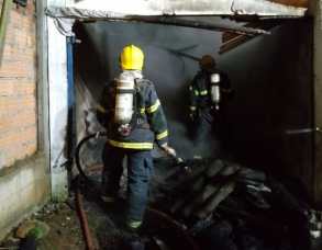 Notícia - Incêndio em aviário de Timbé do Sul na madrugada