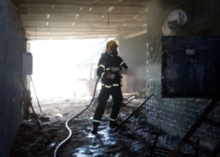 Notícia - Fogo em estufa de fumo em Turvo