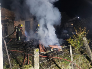 Notícia - Incêndio supostamente criminoso é registrado em Siderópolis