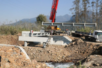 Notícia - Defesa Civil entrega novos kits de transposição no Sul e Norte de Santa Catarina