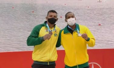 Notícia - Canoagem: Isaquias Queiroz e Jacky Godmann são bronze na Copa do Mundo