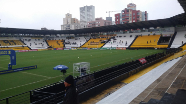 Notícia - CBF altera horário do jogo entre Criciúma e Bahia 