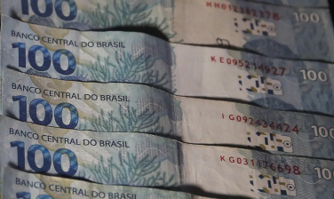 Notícia - Governo dará mais seis meses para saque de dinheiro esquecido nos bancos