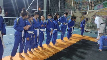 Notícia - Estação Cidadania da Afasc recebe novas graduações de jiu jitsu