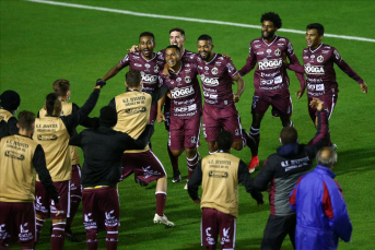 Notícia - Juventus goleia o Figueirense e avança no Campeonato Catarinense 