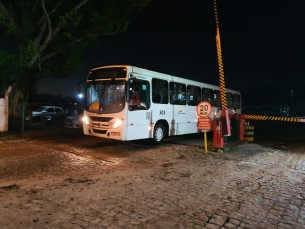 Notícia - Menos de mil passageiros em cerca de quatro horas