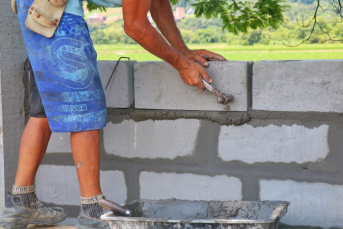 Notícia - Obras a todo vapor nos estádios de Nova Veneza