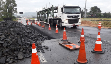 Notícia - Obras na BR-101 em Sangão devem terminar hoje (VÍDEO)