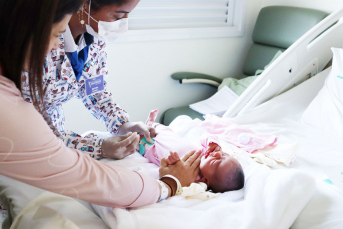 Notícia - Parceria com Laboratório Búrigo projeta 100% dos recém-nascidos do Hospital Unimed com vacina BCG