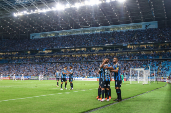 Notícia - Grêmio nas oitavas da Libertadores