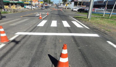 Notícia - Van escolar é parada por conduta perigosa