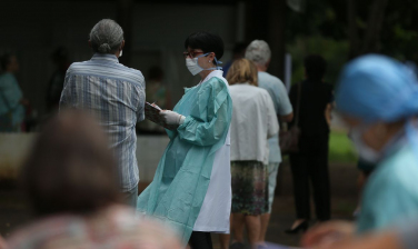 Notícia - Campanha de vacinação contra gripe imuniza mais 1,6 milhão de pessoas