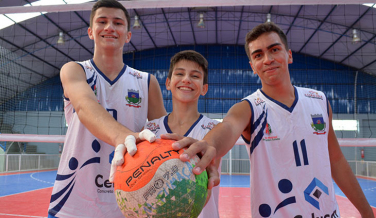 Notícia - Morro da Fumaça: atletas da equipe de vôlei participam de seletiva neste sábado