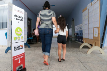 Notícia - Rede estadual de ensino realiza pré-matrícula on-line para novos alunos nesta quarta e quinta-feira