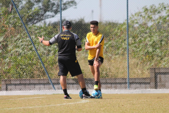 Notícia - Marquinhos Gabriel não treina e é dúvida contra o Atlético-GO