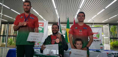 Notícia - Os medalhistas de Criciúma recebidos com carinho (VÍDEOS)