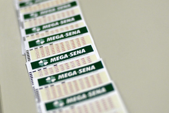 Notícia - Mega-sena acumula mais uma vez