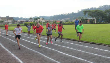 Notícia - Nova Veneza e Braço do Norte vencem Festival Regional de Atletismo