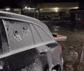 Notícia - Frio chega com chuva congelada e neve na Serra catarinense (VÍDEOS)