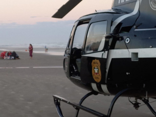 Notícia - Balneário Gaivota: homem se afoga em praia e é levado ao hospital