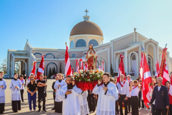 Notícia - Santuário celebra cinco anos de realização da 'Festa da Misericórdia'