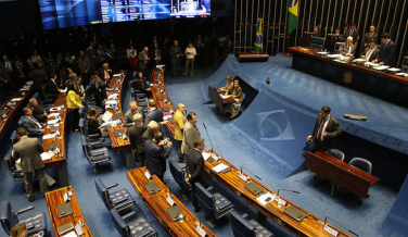 Notícia - Senado aprova fim do sigilo bancário em operações com dinheiro público