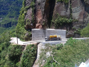 Notícia - Serra do Corvo Branco está totalmente aberta ao tráfego até segunda-feira