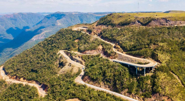 Notícia - Em meio à tempestade no Dnit-SC, governo Moisés já pagou 35% do dinheiro prometido para BRs