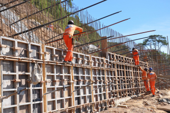 Notícia - Faltando 10% para conclusão, obra da Serra da Rocinha ainda não tem data de entrega