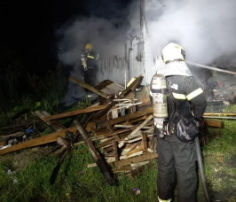 Notícia - Para escapar de incêndio na casa, homem pula da janela em Siderópolis