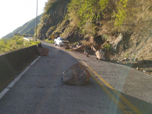 Notícia - Mais uma queda de barreira registrada na Serra do Rio do Rastro