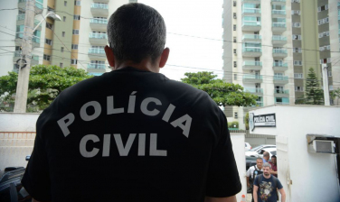 Notícia - Polícia prende suspeitos de furtar 15 mil testes de coronavírus em SP