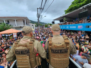 Notícia - Com efetivo extra, PM intensifica policiamento nesta terça de carnaval