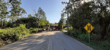 Notícia - Iniciada construção de ponte próximo à Cachoeira Bianchini