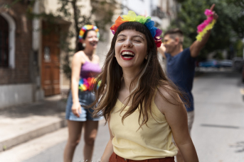 Notícia - Carnaval sem perrengue: 5 dicas para garantir sua saúde bucal na folia