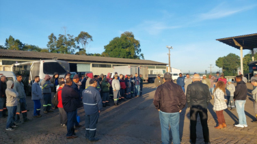 Notícia - Em assembleia, servidores públicos de Criciúma decidem pelo fim da greve 