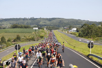 Notícia - Passeio ciclístico ao Rincão reuniu cerca de mil pessoas 