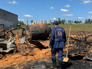 Notícia - Perícia explica como iniciou o incêndio de grandes proporções em indústria de Criciúma