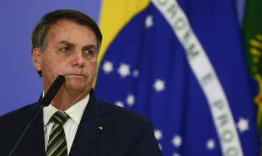 Notícia - TSE torna Bolsonaro inelegível por oito anos (VÍDEO)