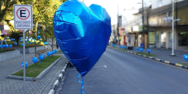 Notícia - Dia dos Pais é comemorado com 450 balões no Centro de Içara