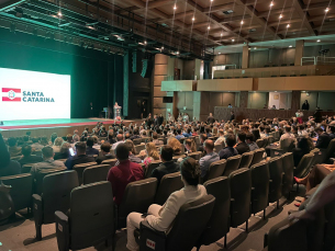 Notícia - SC anuncia R$ 4,5 bilhões em investimentos no sistema elétrico (VÍDEO)