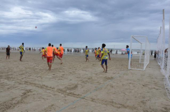 Notícia - Sábado de gols nas areias do Balneário Rincão