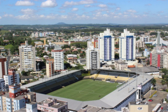 Notícia - Estádio Heriberto Hülse é ponto de coleta de donativos do SOS Rio Grande do Sul 